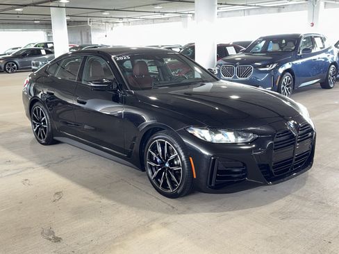 Used 2025 BMW M440i RWD image 2