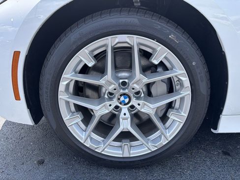 Used 2025 BMW 330i Sedan w/ Premium Package image 10