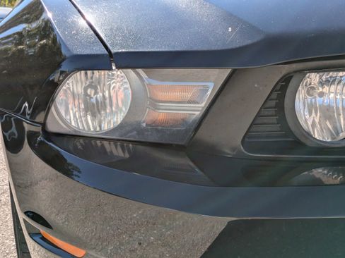 Used 2010 Ford Mustang GT Premium image 9