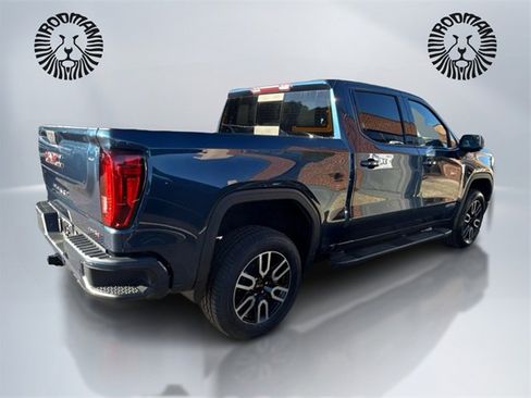 Used 2020 GMC Sierra 1500 AT4 w/ AT4 Premium Package image 5