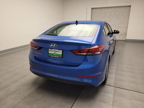 Used 2017 Hyundai Elantra SE image 7