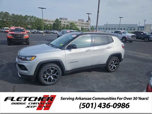 Certified 2025 Jeep Compass Limited AWD/4WD image 1