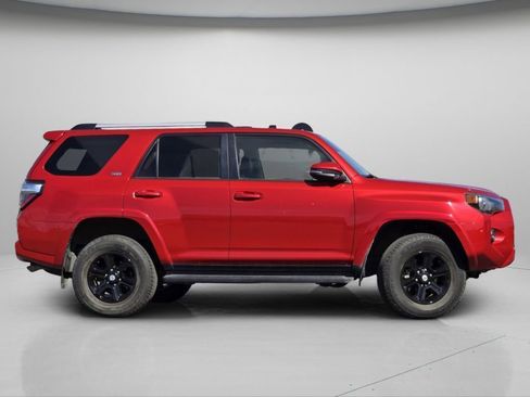 Used 2024 Toyota 4Runner SR5 Premium AWD/4WD image 25