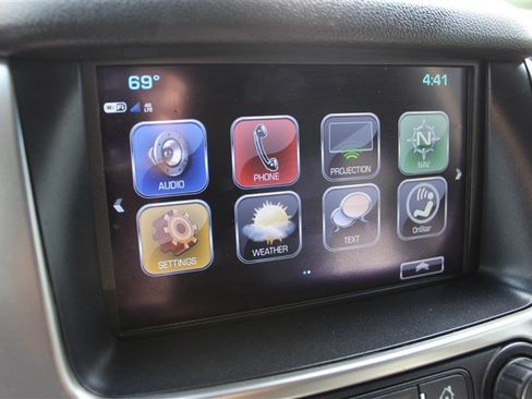 Used 2019 Chevrolet Suburban LT AWD/4WD image 22