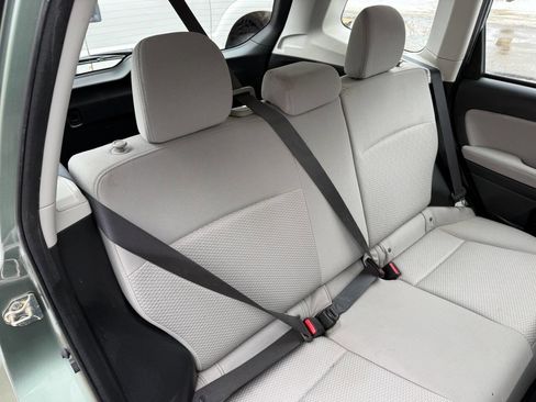 Used 2014 Subaru Forester 2.5i image 11