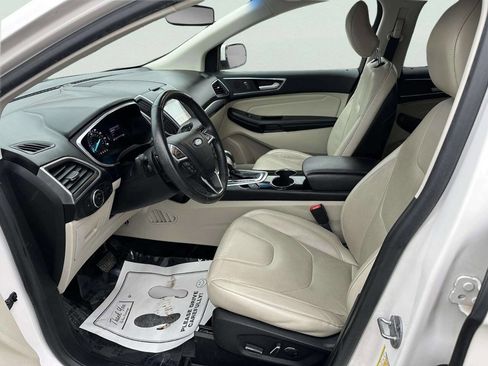 Used 2017 Ford Edge Titanium w/ Equipment Group 301A image 10