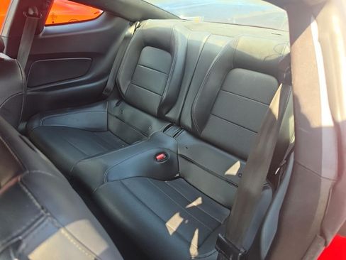 Used 2022 Ford Mustang Premium RWD image 8