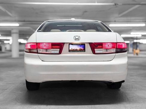 Used 2004 Honda Accord EX image 7