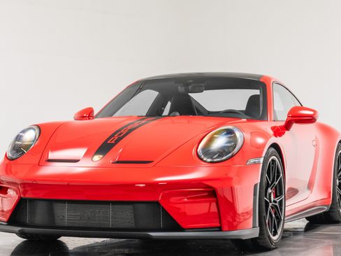 Used 2026 Porsche 911 GT3 RWD image 5
