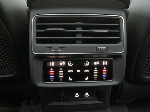 Certified 2025 Audi Q7 3.0T Prestige w/ Prestige Package image 20