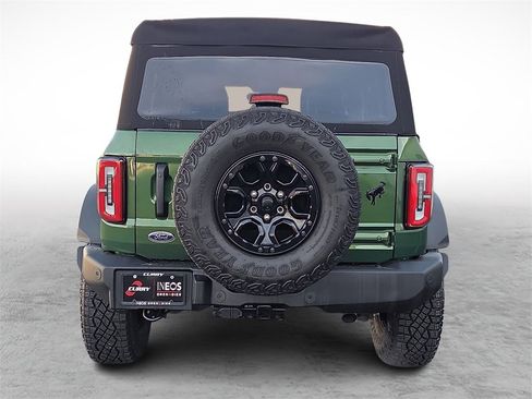 Used 2023 Ford Bronco Wildtrak image 5