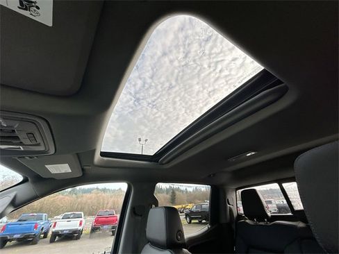 Used 2021 Chevrolet Silverado 1500 LTZ w/ LTZ Premium Package image 19