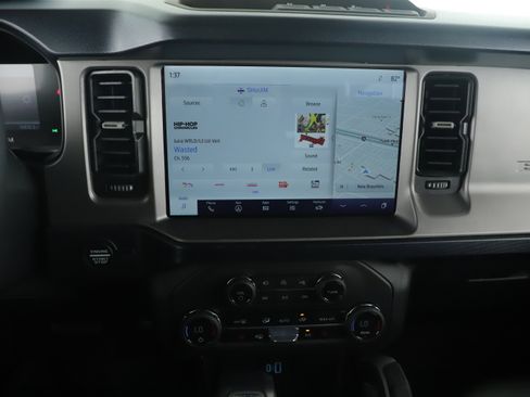 Certified 2023 Ford Bronco Outer Banks image 5