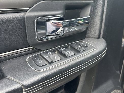 Used 2018 RAM 2500 Laramie w/ Sport Appearance Group image 6