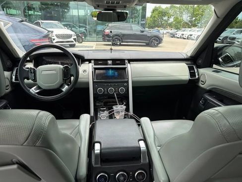 Used 2019 Land Rover Discovery HSE Luxury AWD/4WD image 11