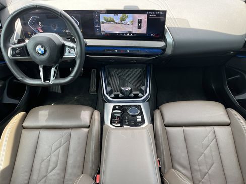 Used 2025 BMW X3 xDrive30i AWD/4WD image 3
