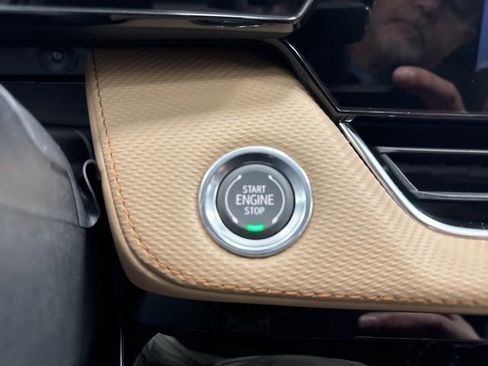 New 2026 Chevrolet Equinox ACTIV image 14