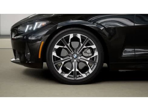 New 2026 BMW 430i Coupe w/ Parking Assistance Package image 7