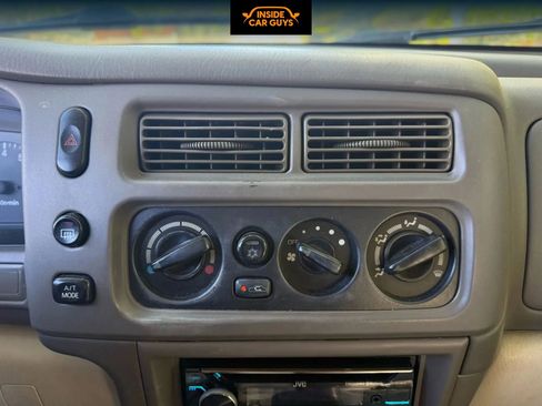 Used 2000 Mitsubishi Montero Sport XLS image 15