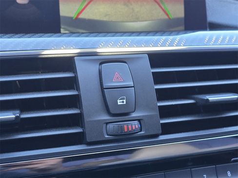 Used 2018 BMW M3 Base w/ Executive Package image 28