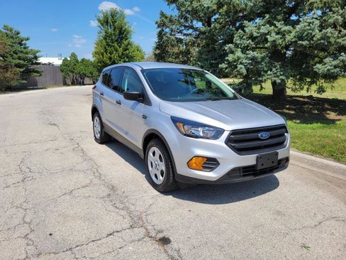 Used 2019 Ford Escape S FWD image 4