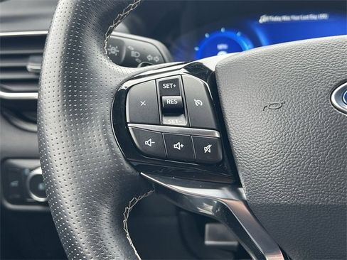 Used 2021 Ford Explorer ST image 12