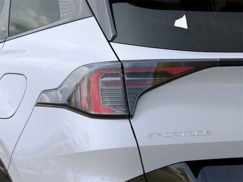 New 2026 Kia Sportage SX image 11