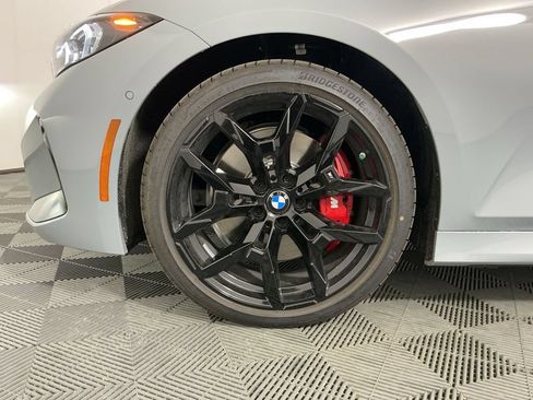 New 2026 BMW 330i Sedan w/ M Sport Package RWD image 32