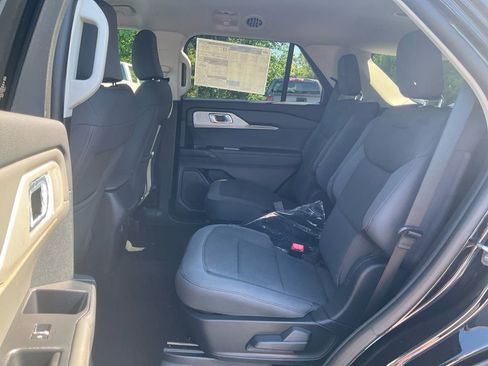 New 2026 Ford Explorer Active AWD/4WD image 14