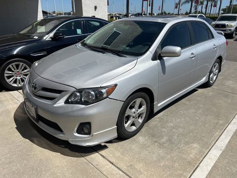 Used 2012 Toyota Corolla S FWD image 1