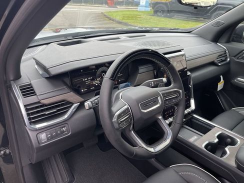 New 2026 GMC Acadia Denali w/ Super Cruise Package AWD/4WD image 10