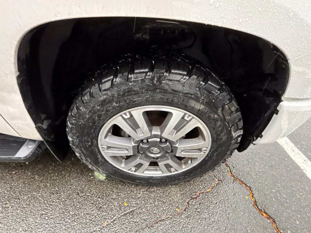 Used 2020 Toyota Tundra Platinum AWD/4WD image 5