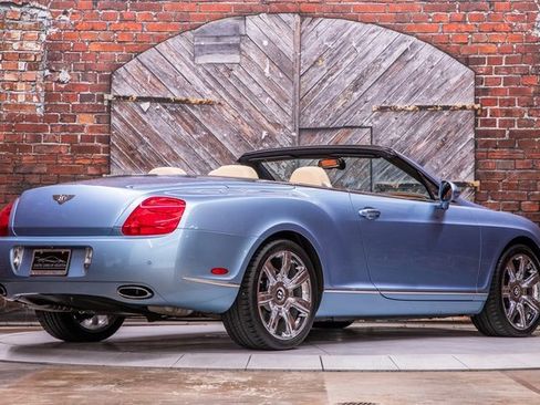 Used 2011 Bentley Continental GTC image 21