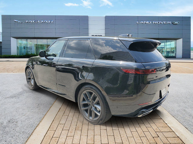 Used 2026 Land Rover Range Rover Sport Dynamic SE AWD/4WD image 5