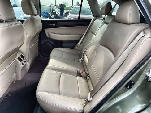 Used 2016 Subaru Outback 2.5i Limited AWD/4WD image 26