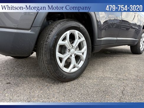 Used 2024 Jeep Compass Sport AWD/4WD image 39