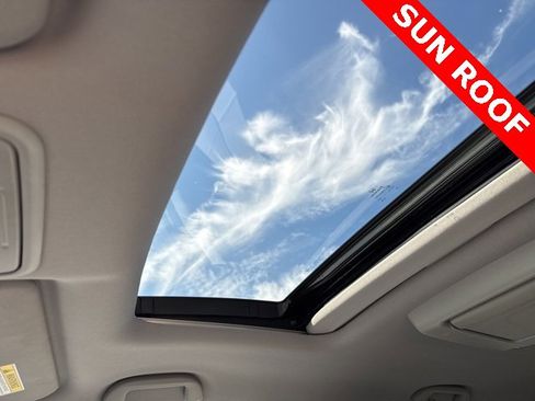 Used 2022 Honda Pilot Touring image 19