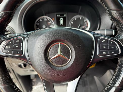 Used 2016 Mercedes-Benz Metris image 23