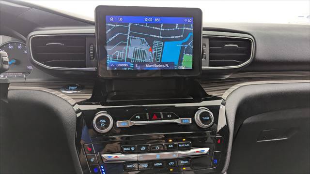 Used 2022 Ford Explorer Limited AWD/4WD image 30