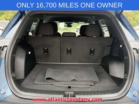 Used 2025 Chevrolet Equinox LT w/ Safety and Technology Package AWD/4WD image 12