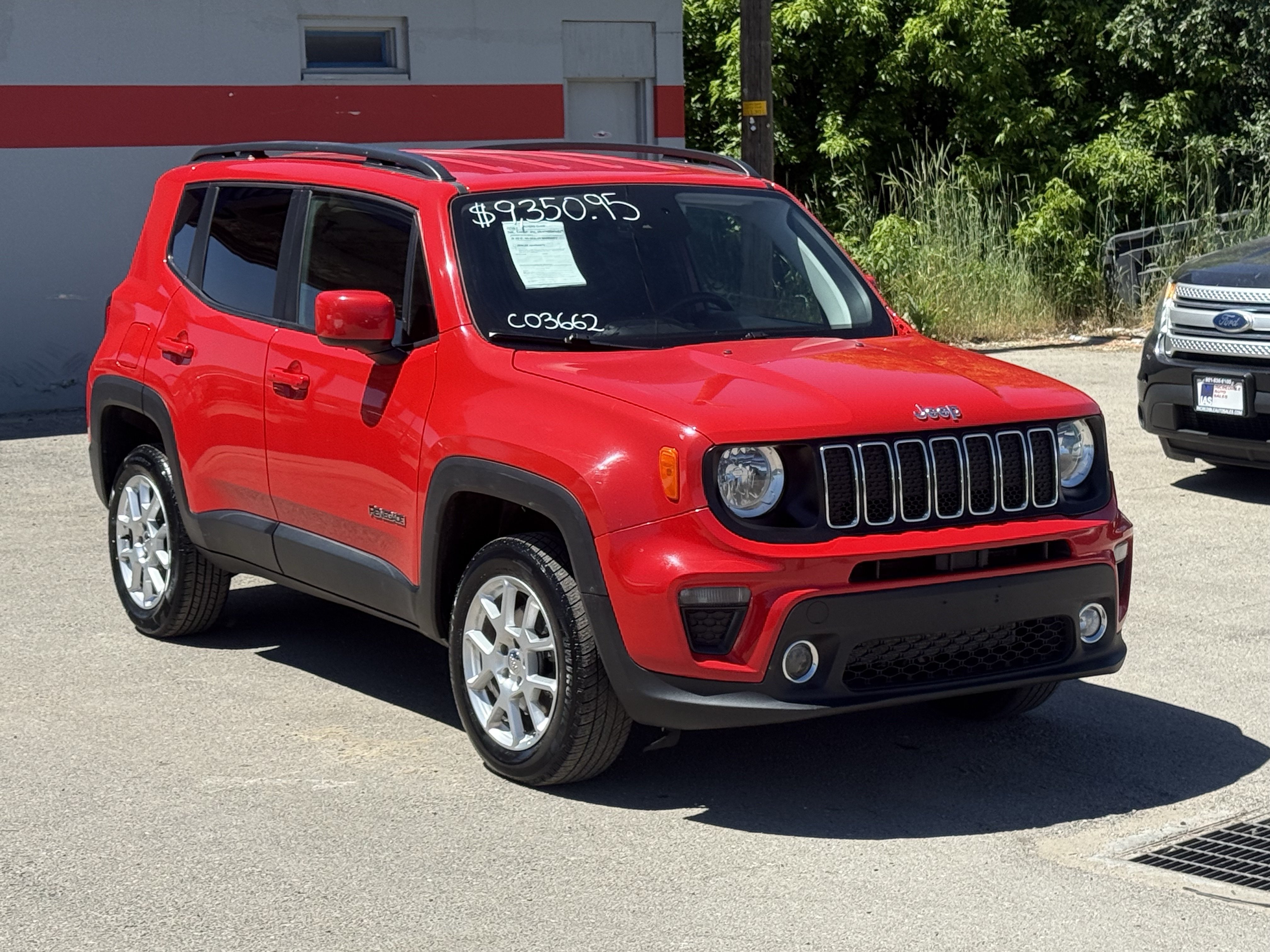 Used 2021 Jeep Renegade Latitude AWD/4WD image 25