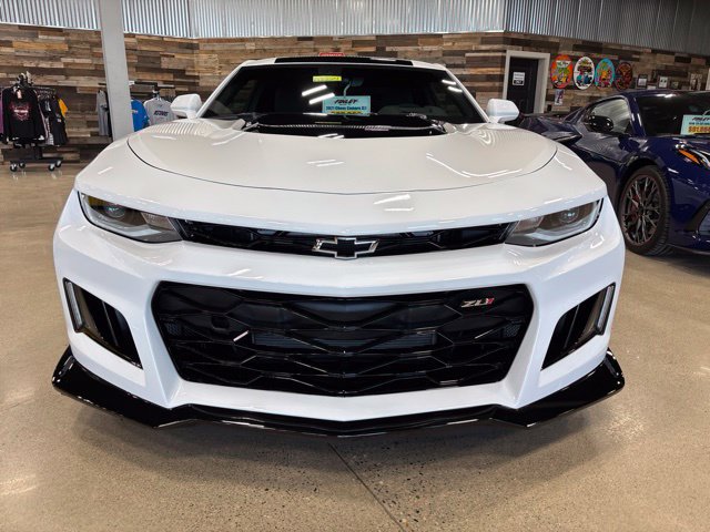 Used 2021 Chevrolet Camaro ZL1 RWD image 14