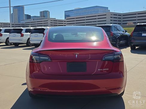 Used 2023 Tesla Model 3 Performance image 4