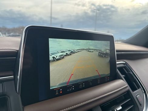 Used 2024 Chevrolet Suburban High Country w/ Advanced Technology Package image 65