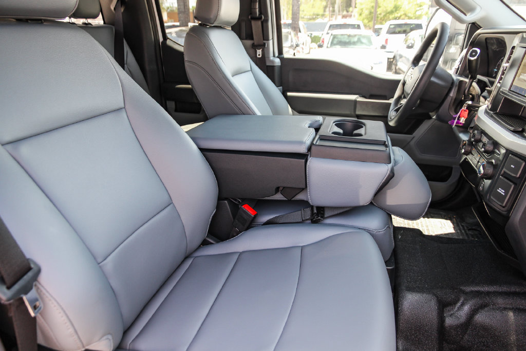New 2025 Ford F350 XL w/ XL Chrome Package AWD/4WD image 17