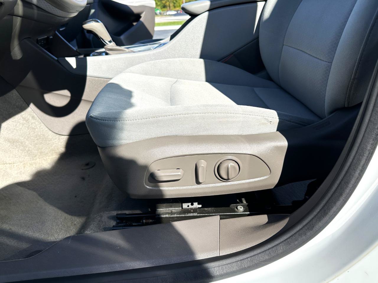 Used 2020 Chevrolet Malibu LS w/ Driver Confidence Package II FWD image 25