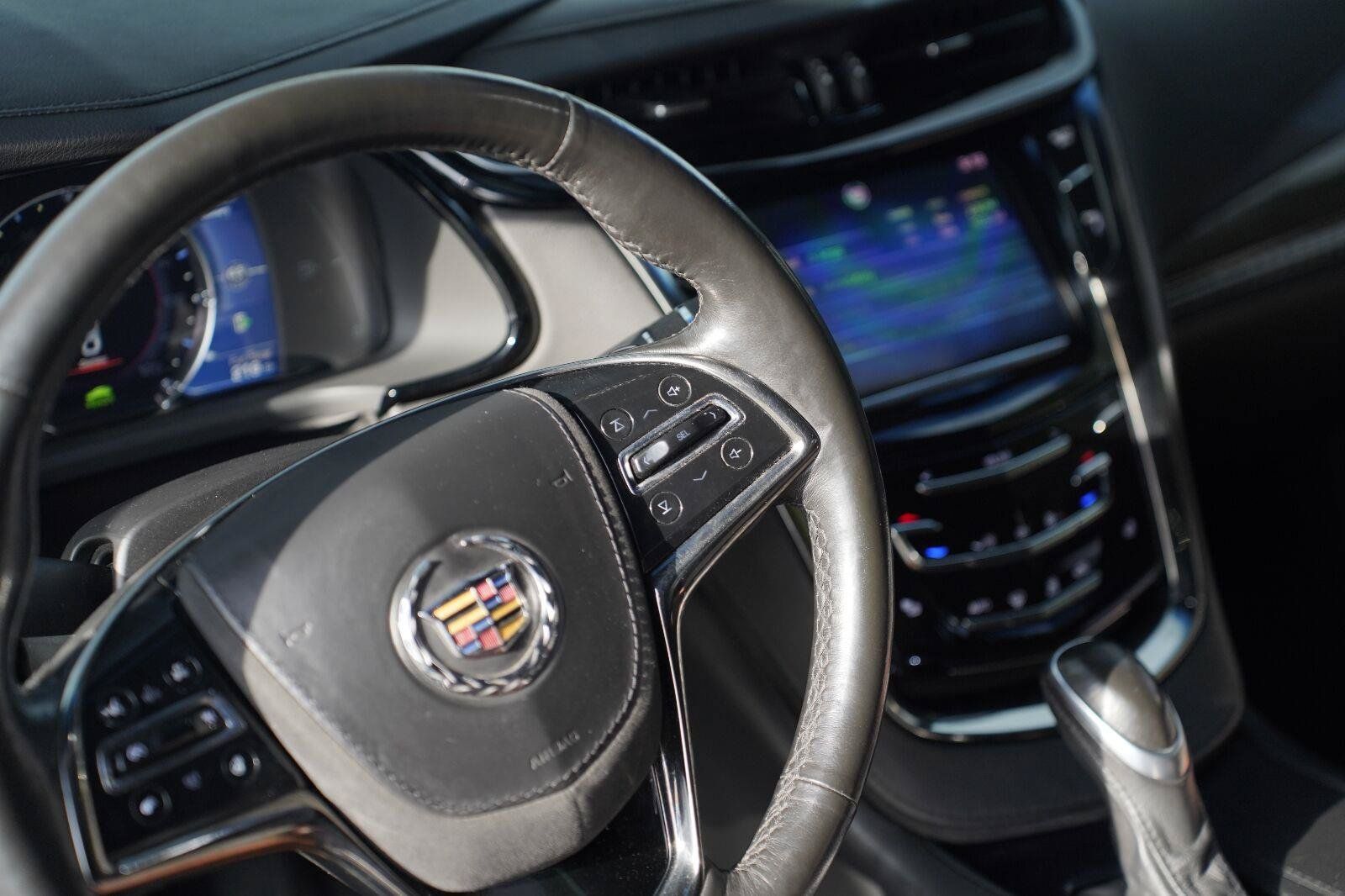Used 2014 Cadillac ELR w/ Luxury Package FWD image 12