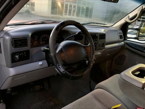 Used 2001 Ford F250 XLT AWD/4WD image 16