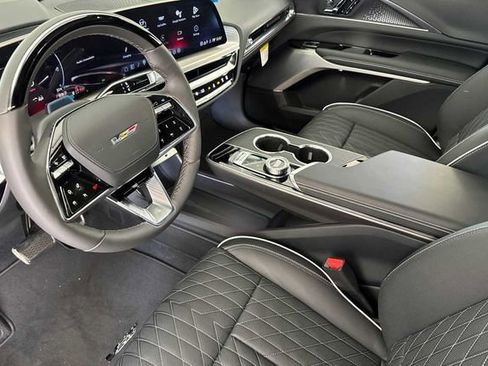 New 2026 Cadillac Lyriq V w/ Exterior Carbon Fiber Package image 10