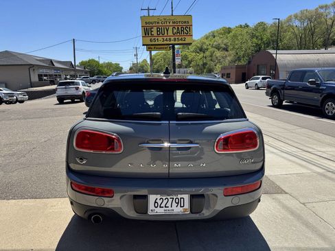 Used 2017 MINI Cooper Clubman ALL4 AWD/4WD image 4